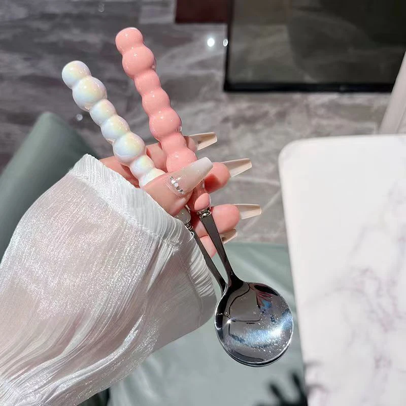 Cucchiaio con manico di perle cucchiai per mescolare in acciaio inossidabile torta per gelato cucchiaio da Dessert Bar accessori da cucina gadget per posate per feste