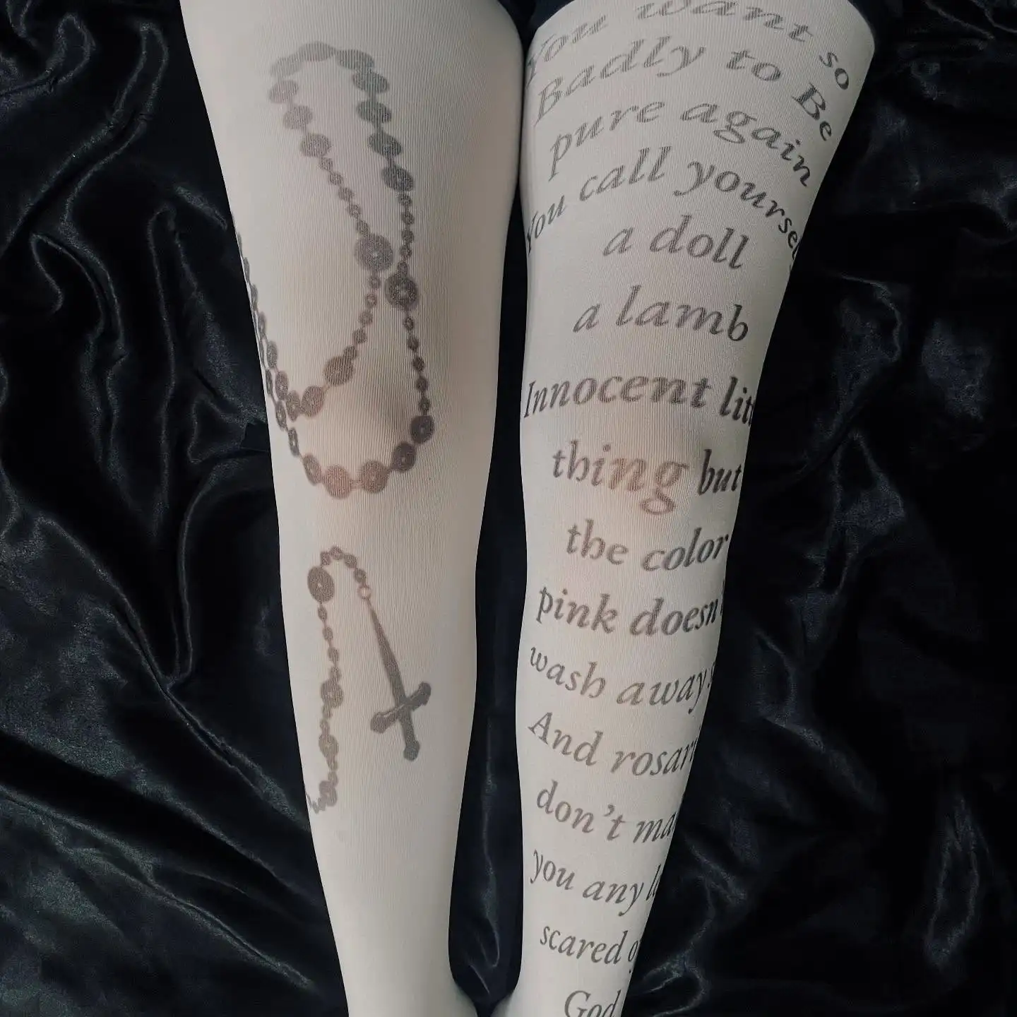 2000s ايمو فتاة Y2K Harajuku الأبيض الشرير إلكتروني طباعة الجوارب الطويلة النساء تأثيري جوارب لطيف شيك الشارع الشهير #1