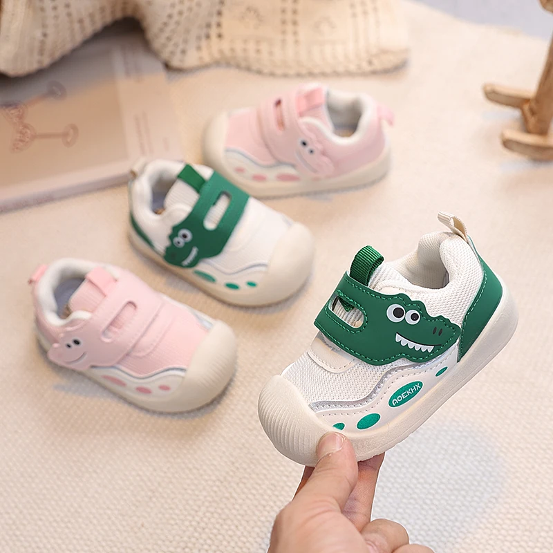 

First Walker Boys Girls Casual Sneakers with Cute Crocodile 2026 New Spring Toddler Walking Shoes Soft Sole Comfort Outdoor Play