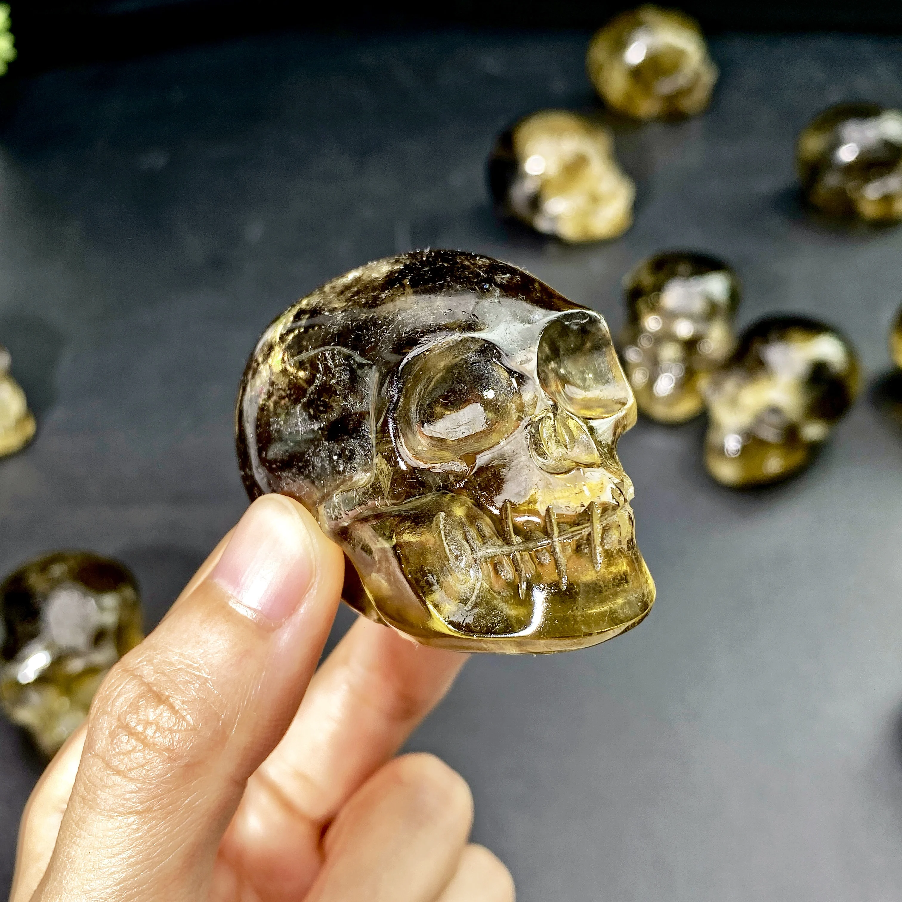 1PC Random High Quality Halloween Smoky Citrine Quartz Skull Natural Crystal Carving,Gemstone Jewelry,Glitter,Birthday gift