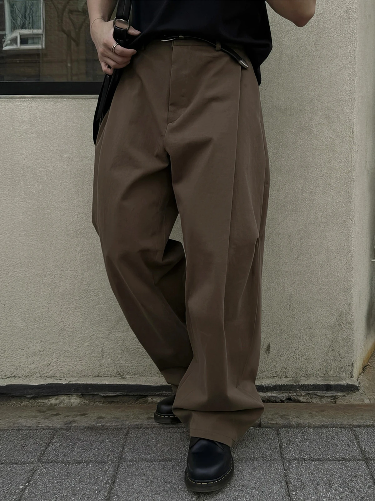 

798 Design Brown Straight Leg Casual Pants Men Winter Heavy Drape Long Trousers High Waist Zipper Closure Casual Sle