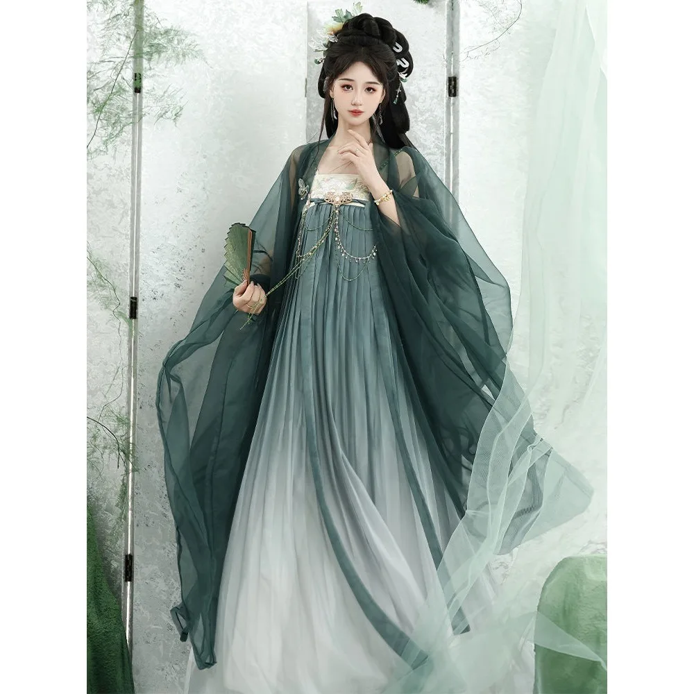 

Весенне-летний свежий комплект в стиле Ханьфу: рубашка с широкими рукавами до груди в стиле династии Тан и плиссированная юбка для повседневной носки.