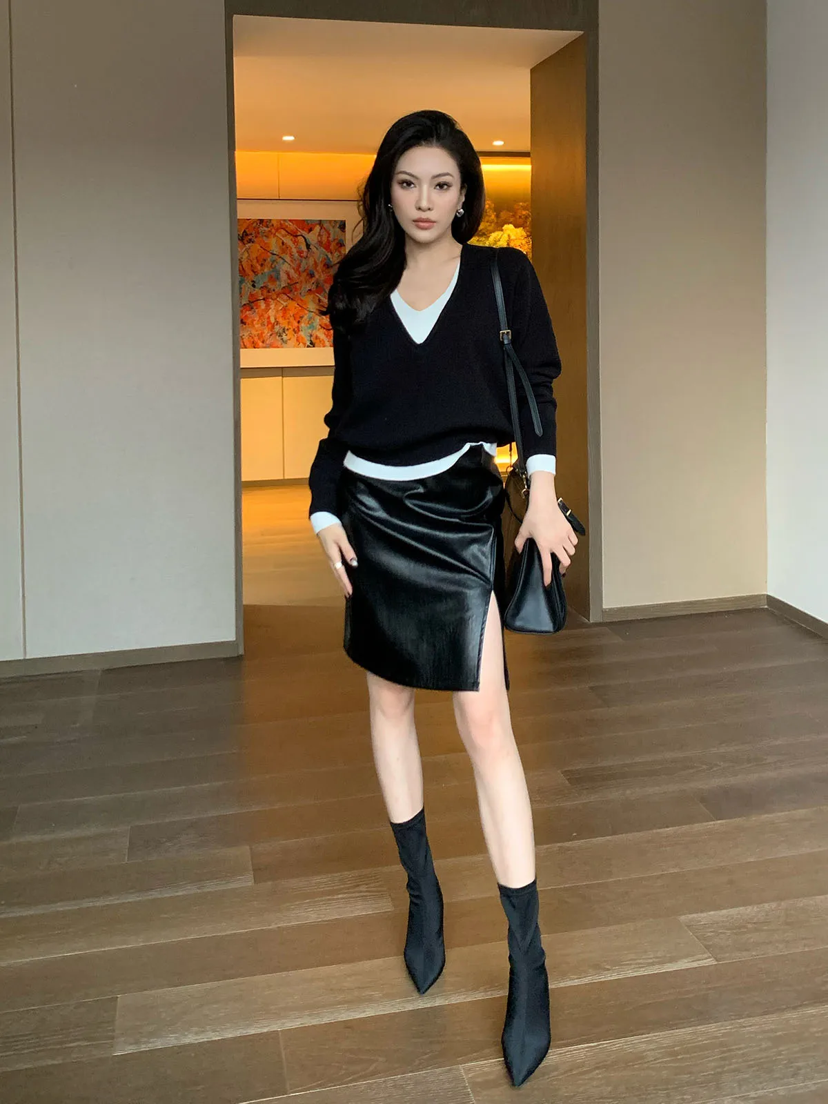 

Black High Waist Side Slit Casual Half Skirt Versatile Slimming Leather Skirt Fashionable Autumn Winter Women's Skirt