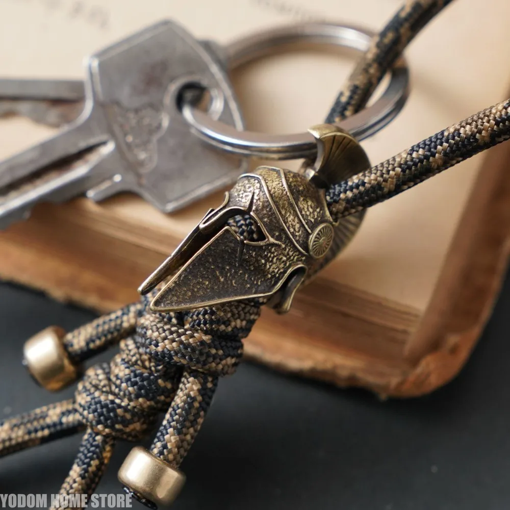 Outdoor Paracord Rope Knight's Helmet Keychain EDC Braided Lanyard for Backpack Hanging Desk Decoration Living Room Decoration