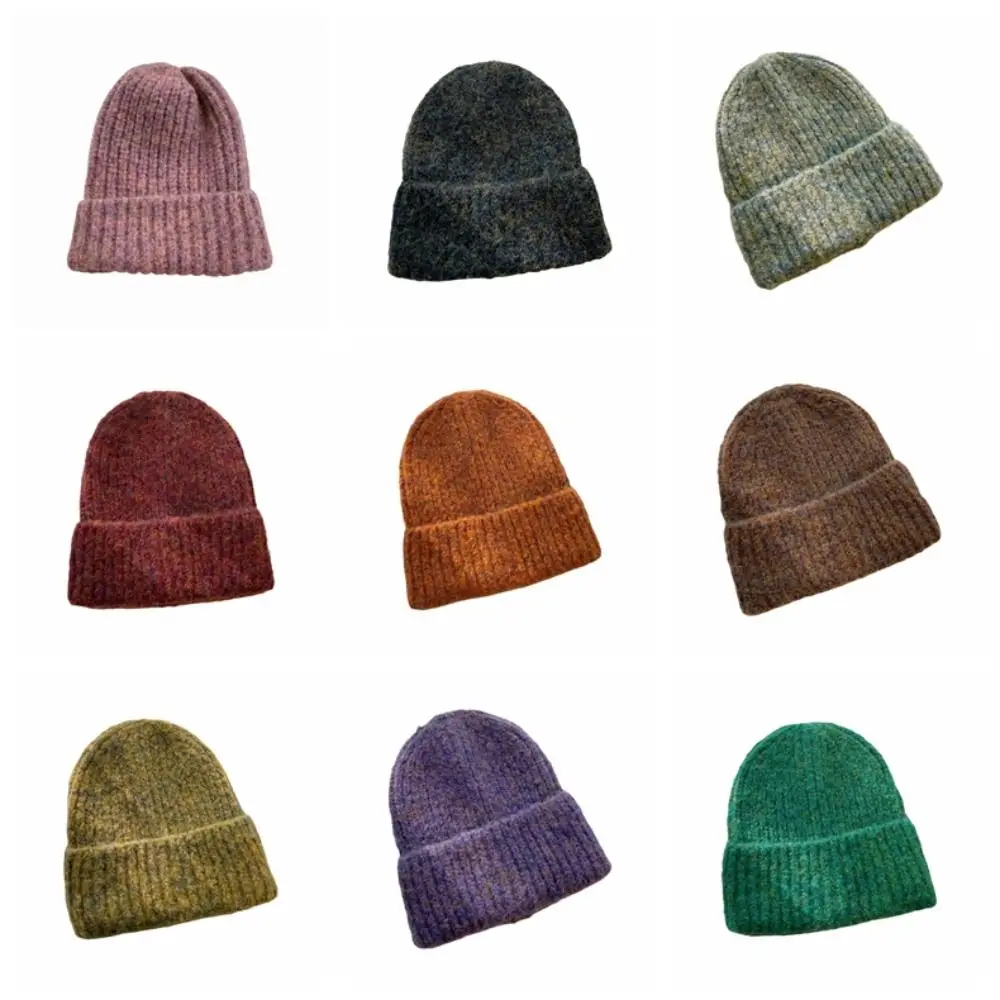 Retro-Mütze mit gemischten Farben und Streifen, hält warm, weiche Strickmütze, verdickte thermische Warmmütze für den Alltag. – Detail 2