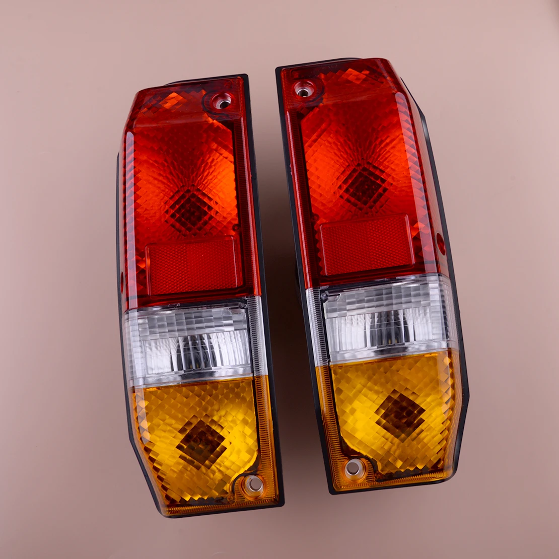 

1 Pair Rear Left & Right Tail Light Lamp Fit For Toyota Land Cruiser 70 75 Series Troopy 1985-1999