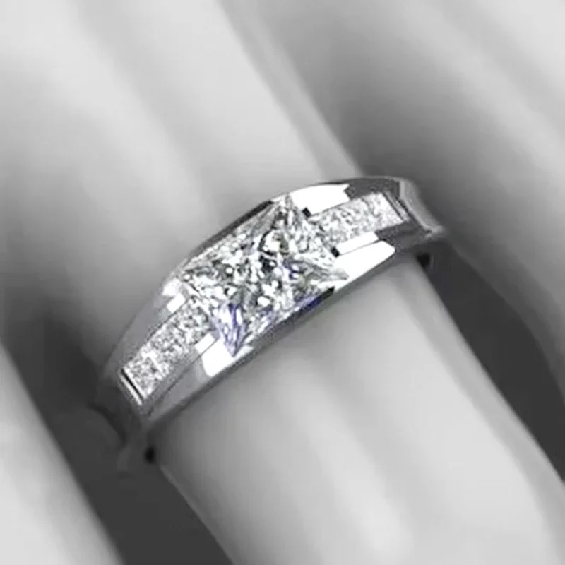 Huitan Mode Glänzende Zirkonia Ringe Weibliche Attraktive Elegante Temperament Zubehör für Party Moderne Verlobung Schmuck