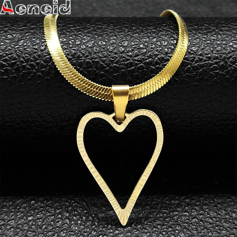 Vintage Stainless Steel Hollow Love Heart Pendant Necklace for Women Boho Snake Blade Chain Choker Neckalces Party Jewelry NA40