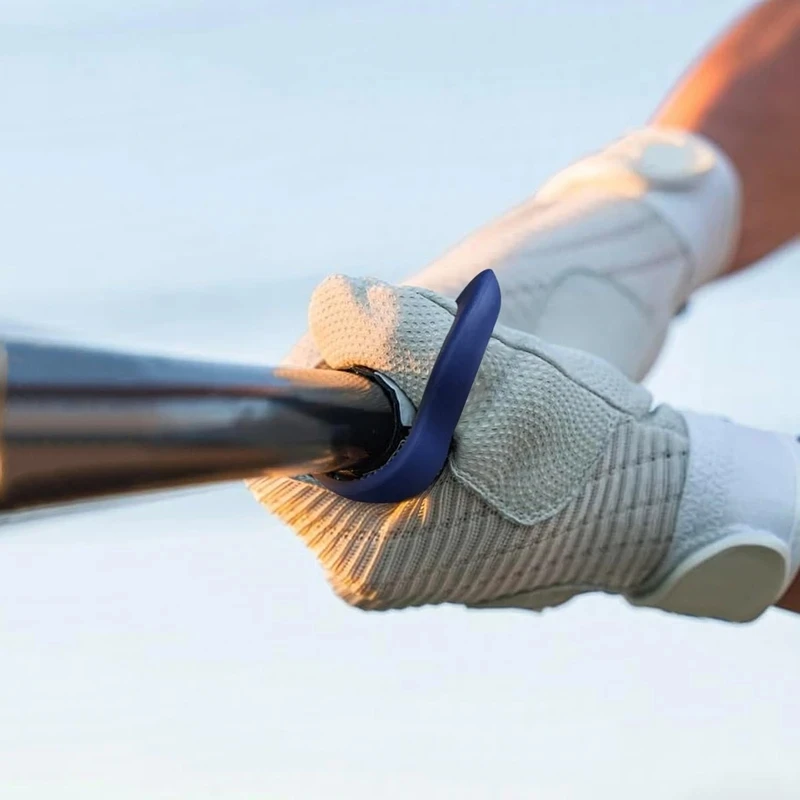 2 Stück Baseball-Daumenschutz aus weichem Silikon, Schlägerstich-Reduzierung, Softball-Schlaggriff, Schwungtrainingszubehör für Baseball und Softball – Detail 5