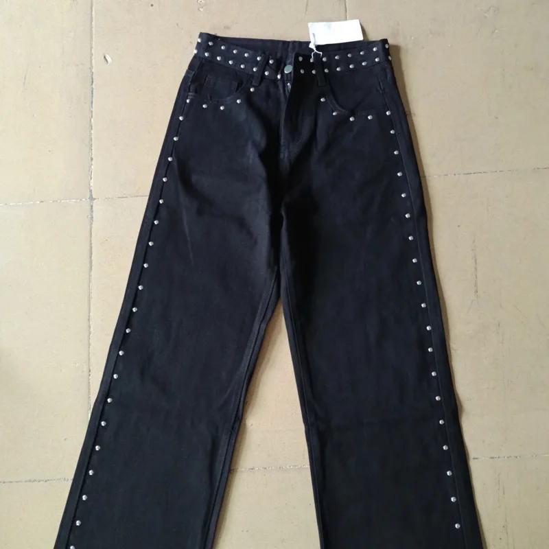 Leoparden-Stern-Stickerei, gerade Jeans für Damen, ganzjährig, modische Persönlichkeit, schwarze Weiden-Nagel-Design, tägliche Pendelhose