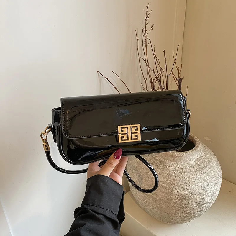 

Женская сумка-мессенджер из вощеной кожи 2025 года, винтажная сумка через плечо с клапаном и ремешком-цепочкой, шикарный квадратный кошелек в стиле ретро