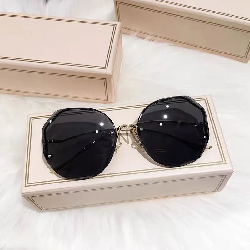 Fashion Rimless Sunglasses Vintage Sun Glasses Women Brand Travel Gradient Sun Glasses Luxury Eyewear Outdoor Oculos De Sol image 5