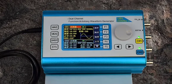 ​ ​ FY6300/FY2300 مولد وظيفة DDS ثنائي القناة، مصدر إشارة الموجي التعسفي مع عداد التردد