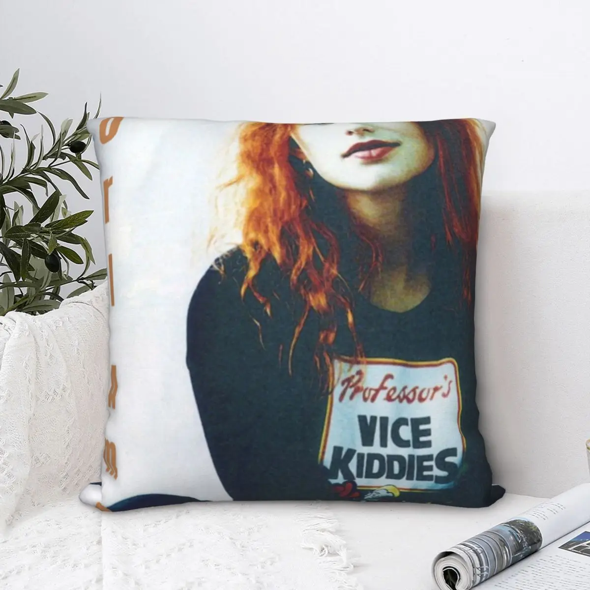 

Tori Amos Live Concert Art Print Square Pillowcase Polyester Pillow Cover Velvet Cushion Zip Decorative Comfort Throw Pillow