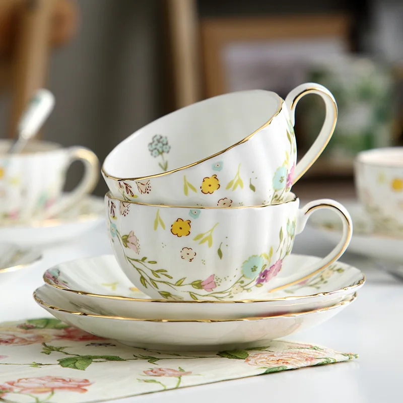 

Ceramic coffee cups and plates, Nordic countryside small fresh set, afternoon tea cup, flower tea cup, English style gold rimmed