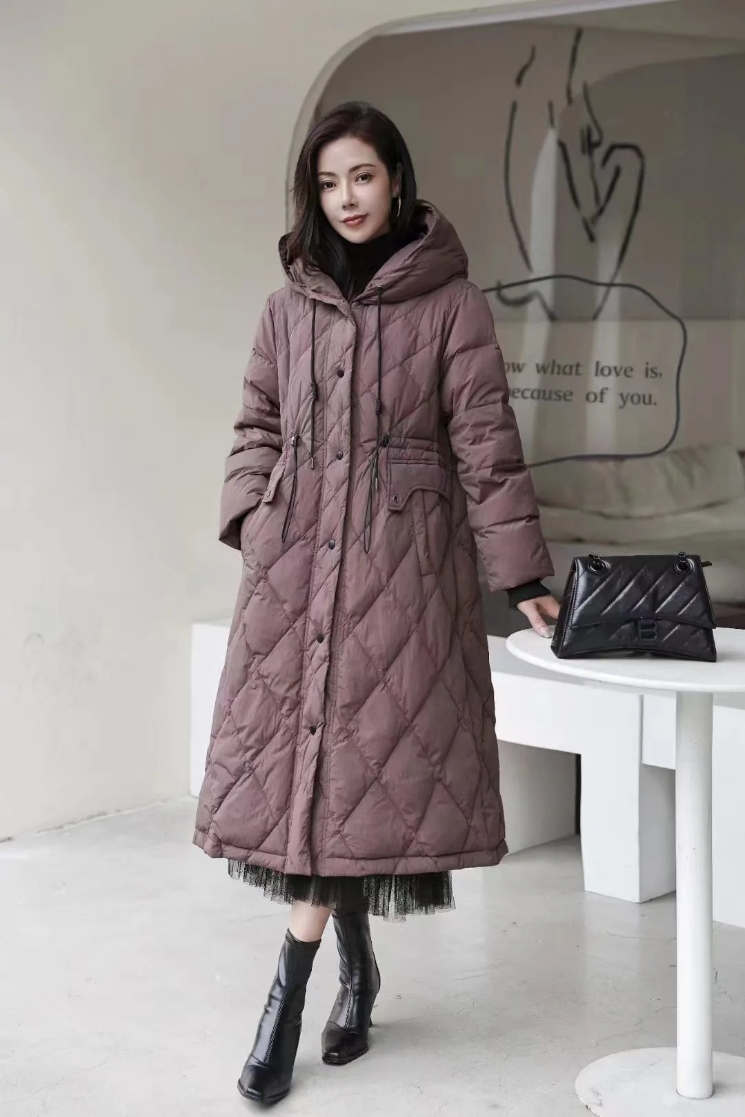 Mid Length Single Breasted Hooded Down Coat Women's Winter Wear New Fashion Slim Fit Warm Fashionable Western Style Coat