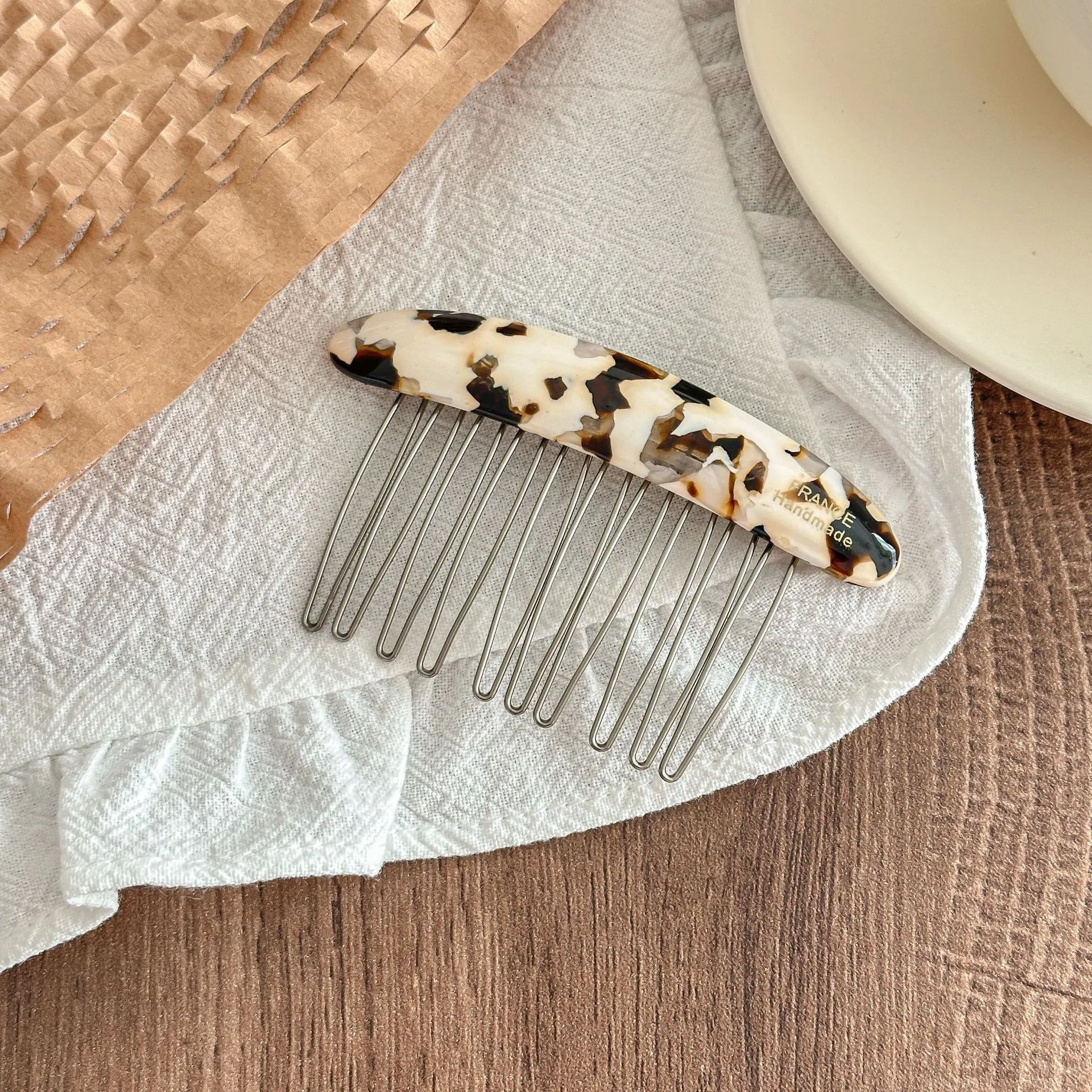 1 Stück koreanischer minimalistischer Haarkamm für die Stirnfransen, luxuriöser und modischer Stil, elegante Retro-Haarspange, seitliche Haarspange – Detail 7