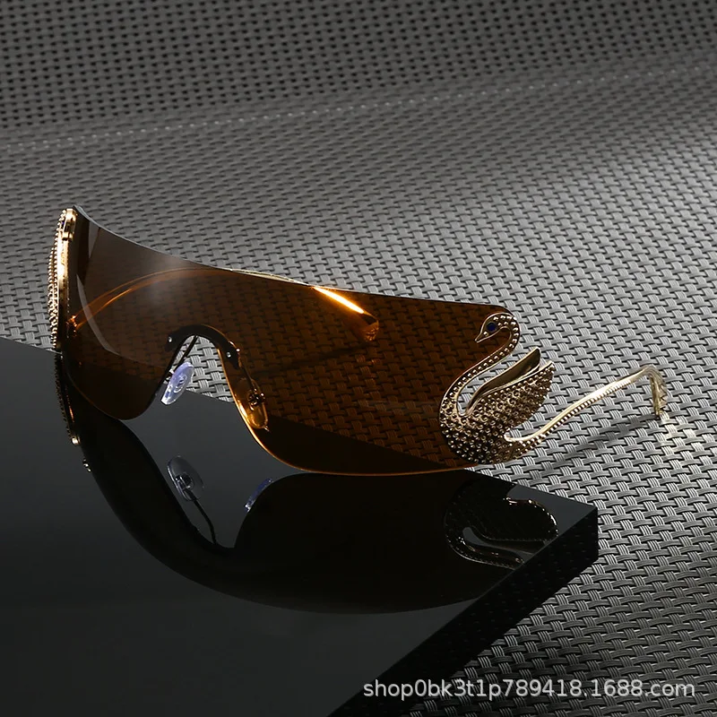 

2026 Trendy Rimless Sunglasses Women Luxury Punk One Piece Lens Swan Design UV400 Street Fashion Shades