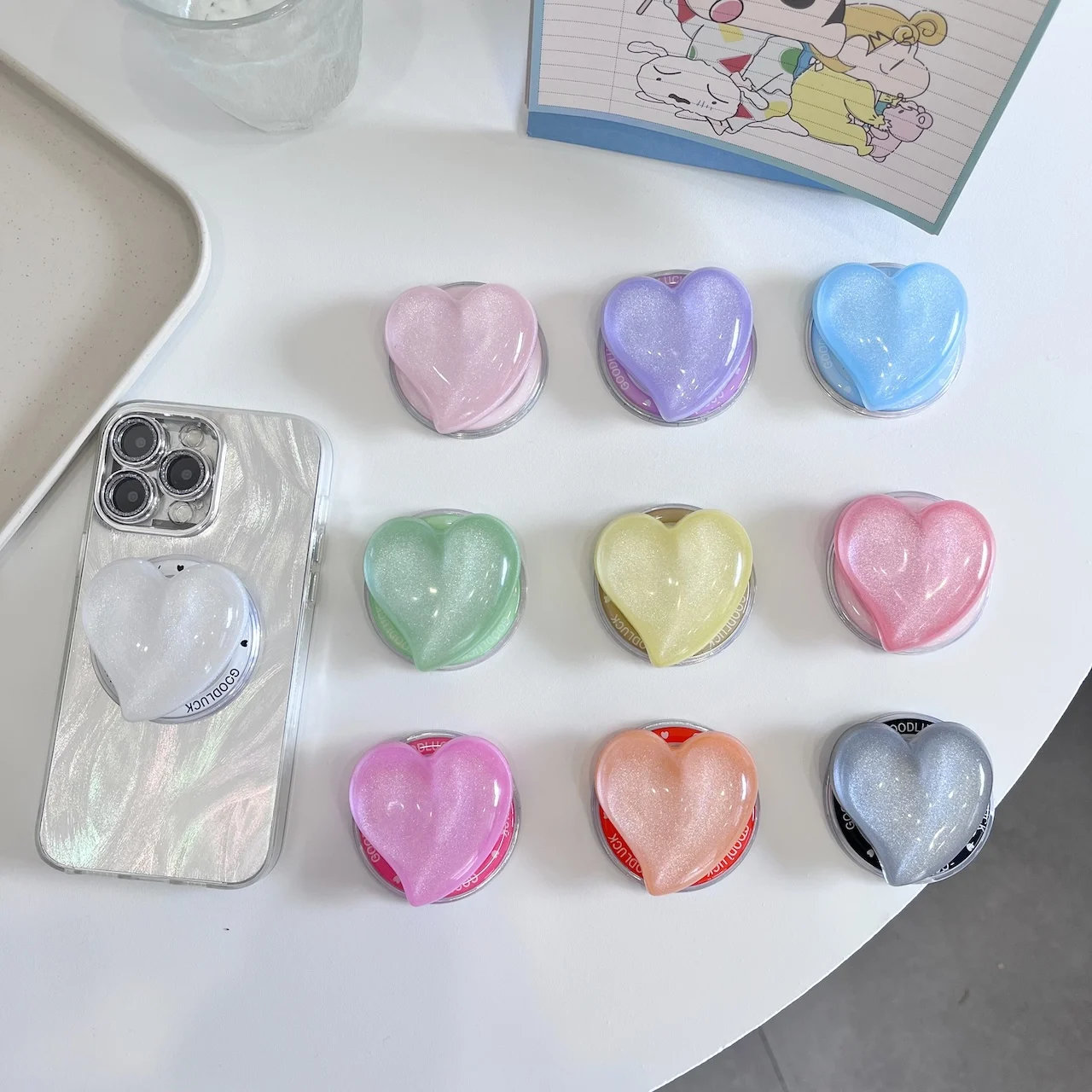 

Милый держатель для телефона в форме сердца с блестками и градиентом, подставка для телефона с вращением на 360 градусов ° Вращающийся держатель для телефона с воздушной подушкой для девочек, совместимый со всеми смартфонами