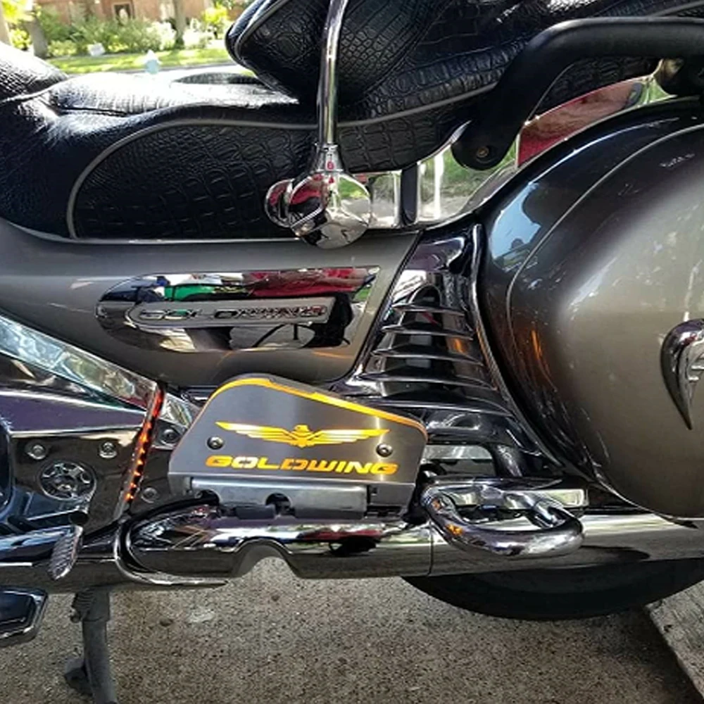 2001-2017 Goldwing 1800 GL 1800 LED Lighting Passenger Footrests Foot Pedal Lighting Floorboard Covers For Honda GOLD WING 1800