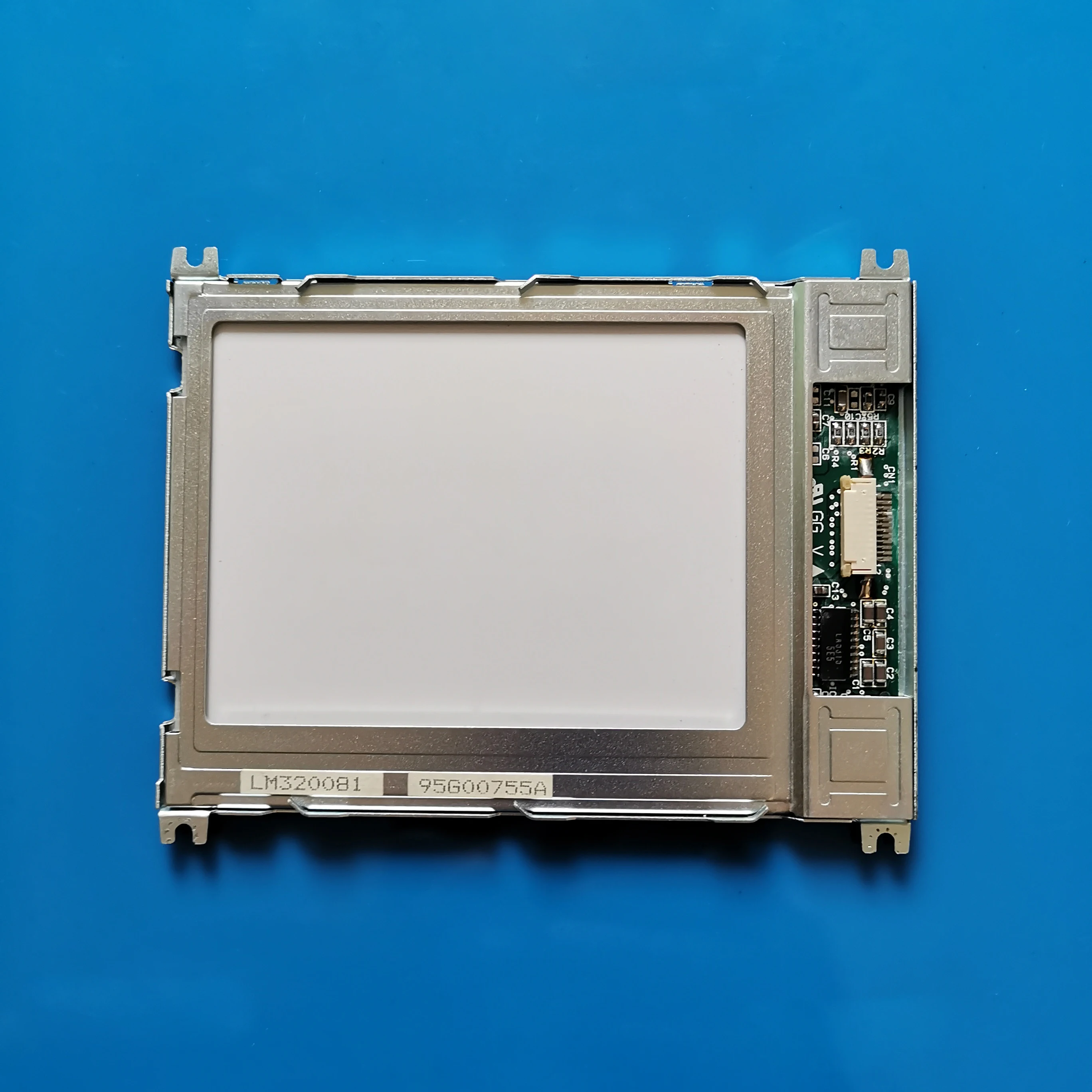 

4.7''lcd screen LM320081