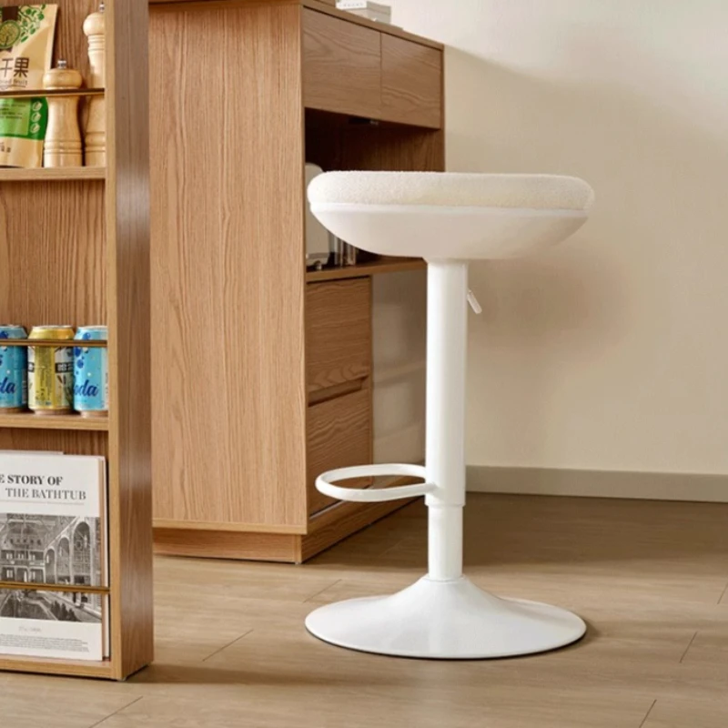 Cream Adjustable Bar Chairs Throne Aluminum White Vanity Soft Bar Stools Comfortable Rocking Sillas Para Comedor Bar Furniture