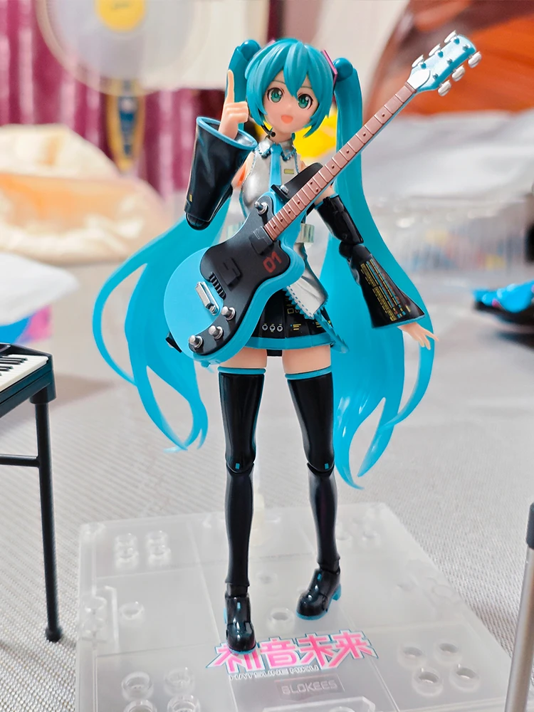 

15Cm Hatsune Miku Miracle Edition Assembled Electronic Organ Guitar Microphone Action Figure Anime Toy Girl Boy Christmas Gift