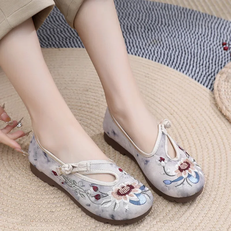 Flowers Embroidered Women Canvas Ballet Flats Comfort Cotton Pointed Toe Ballerinas Shoes Ladies Dancing Shoes
