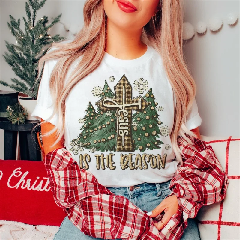 

Уличная женская милая новогодняя футболка с принтом рождественского креста и елки, женский топ в мультяшном стиле, повседневная футболка с круглым вырезом