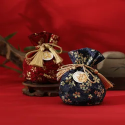 Candy Gift Bag For Wedding Guests Chinese Traditional Wedding Gift Bag Red Fabric Material Drawstring Package Bag