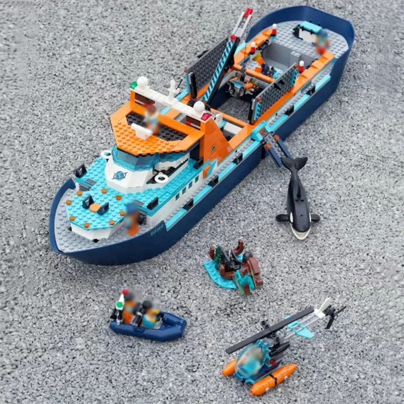 Compatible MOC Sets City Series Building Blocks Arctic Explorer Ship Killer Ozean Whale Shark Children's Toys Assembling Gift