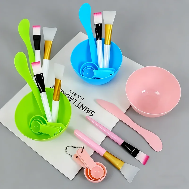 مجموعة أوعية خلط قناع الوجه السيليكون مكونة من 7 قطع مع فرش ناعمة مجموعة أدوات الوجه DIY للأقنعة المنزلية وأدوات العناية بالجمال