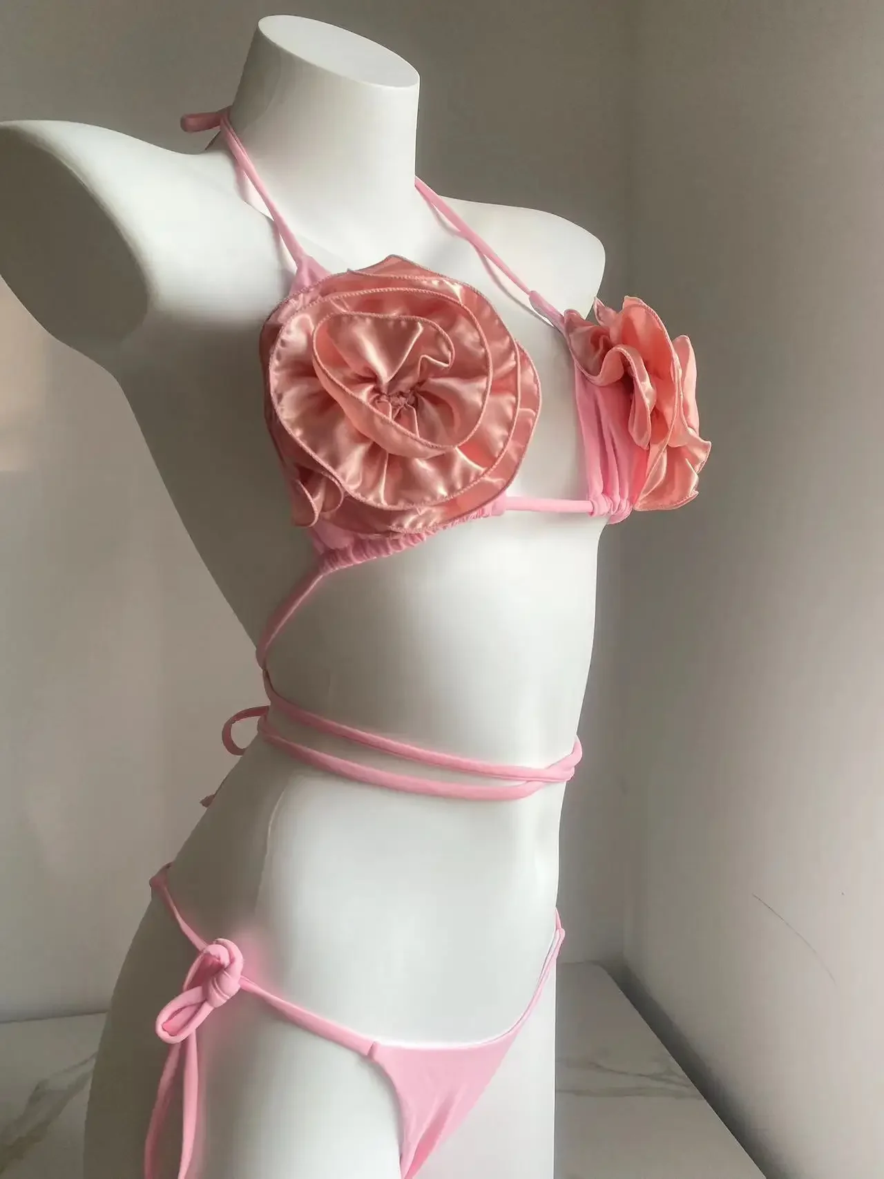 Sexy 3d Bloem Bloemenstring Halter Micro Thong Bikini 'S Set Badpak Vrouwen Badmode Zwemkleding Badpak Badpak Bikini 2024 Mujer