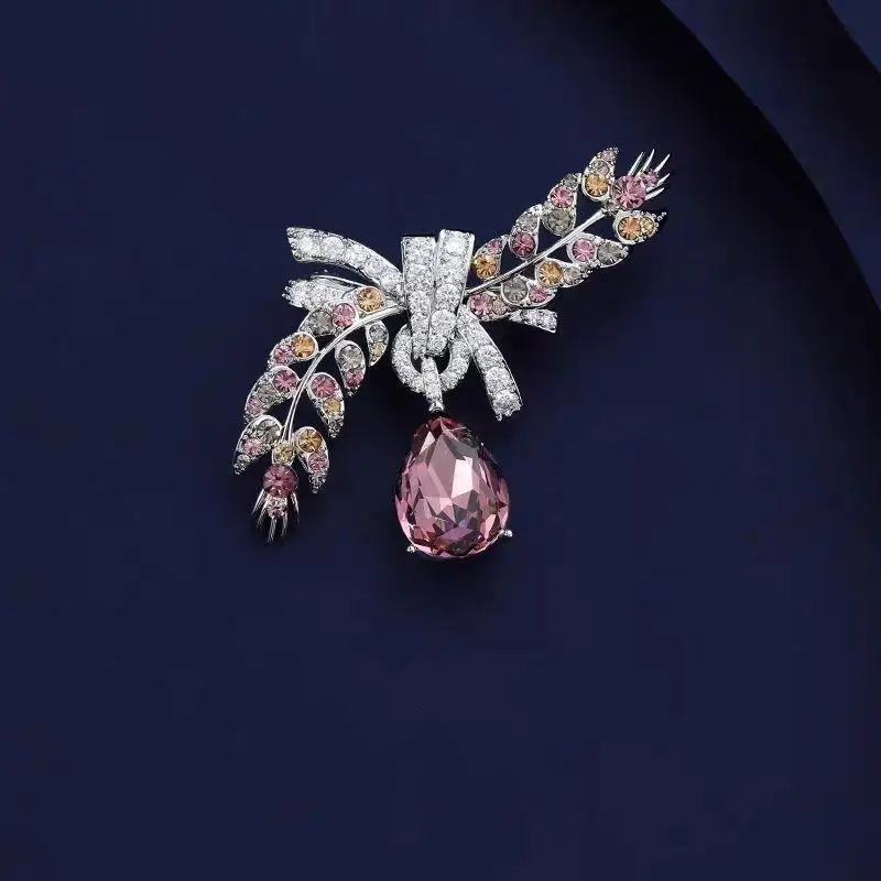 ●Crystal Waterdrop Wheat Brooches For Women Beautiful Flowers Plants Party Office Brooch Clothes Backpack Pins Gifts view 5