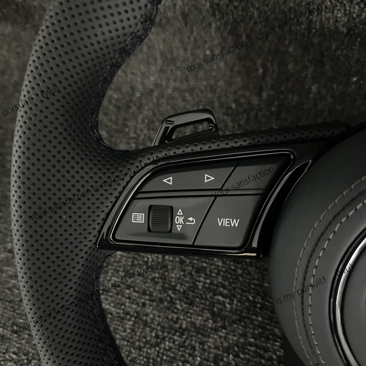 ZOCI-For Audi A1 / A3 / A4 / A5 / A6 / A7 / A8 / Q3 / Q5 / Q7 / Q8 / R8 / TT leather, suede steering wheel covers, horn covers view 3