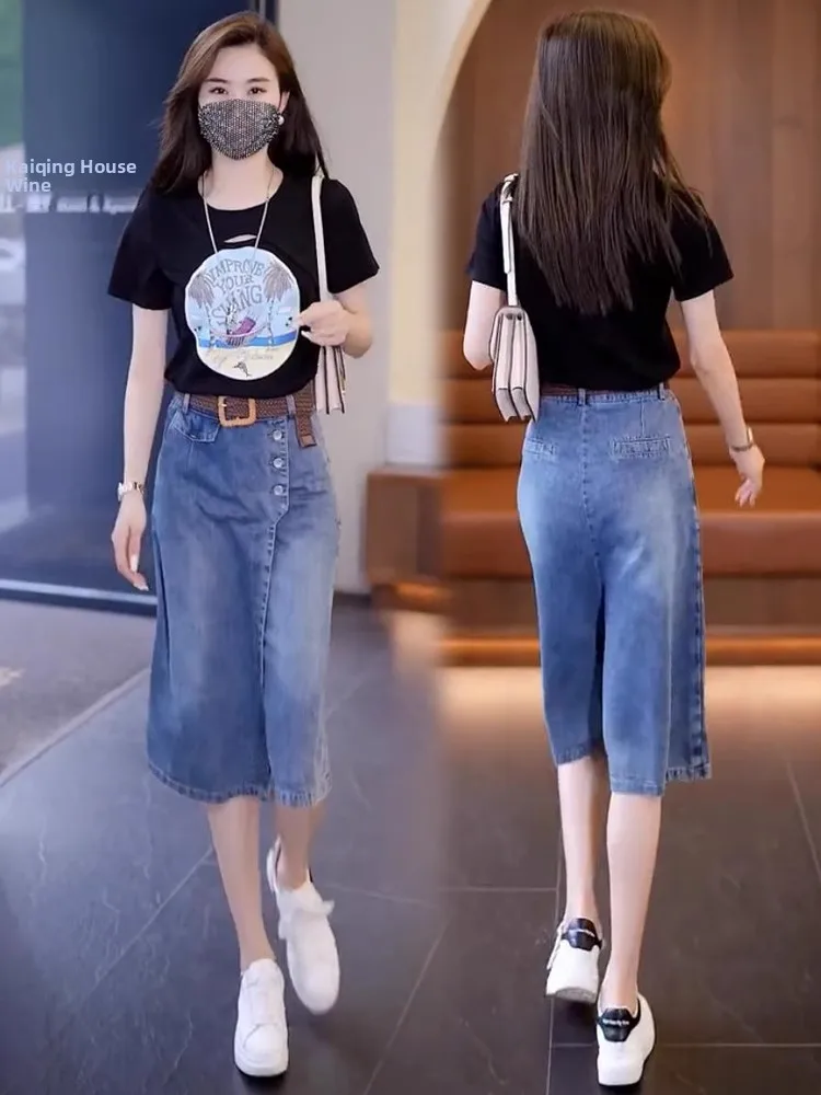 

Комплект для женщин больших размеров: джинсовая юбка и футболка, повседневный летний наряд, юбка миди А-силуэта с высокой талией, цветной, для работы и отдыха