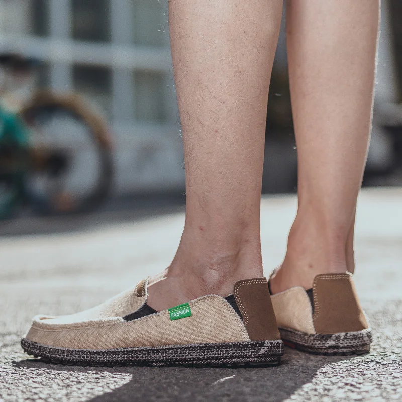 New Men Canvas Shoes Fashion Men Casual Shoes Comfortable Breathable Men Loafers Outdoor Slip On Shoes For Male Chaussure Homme