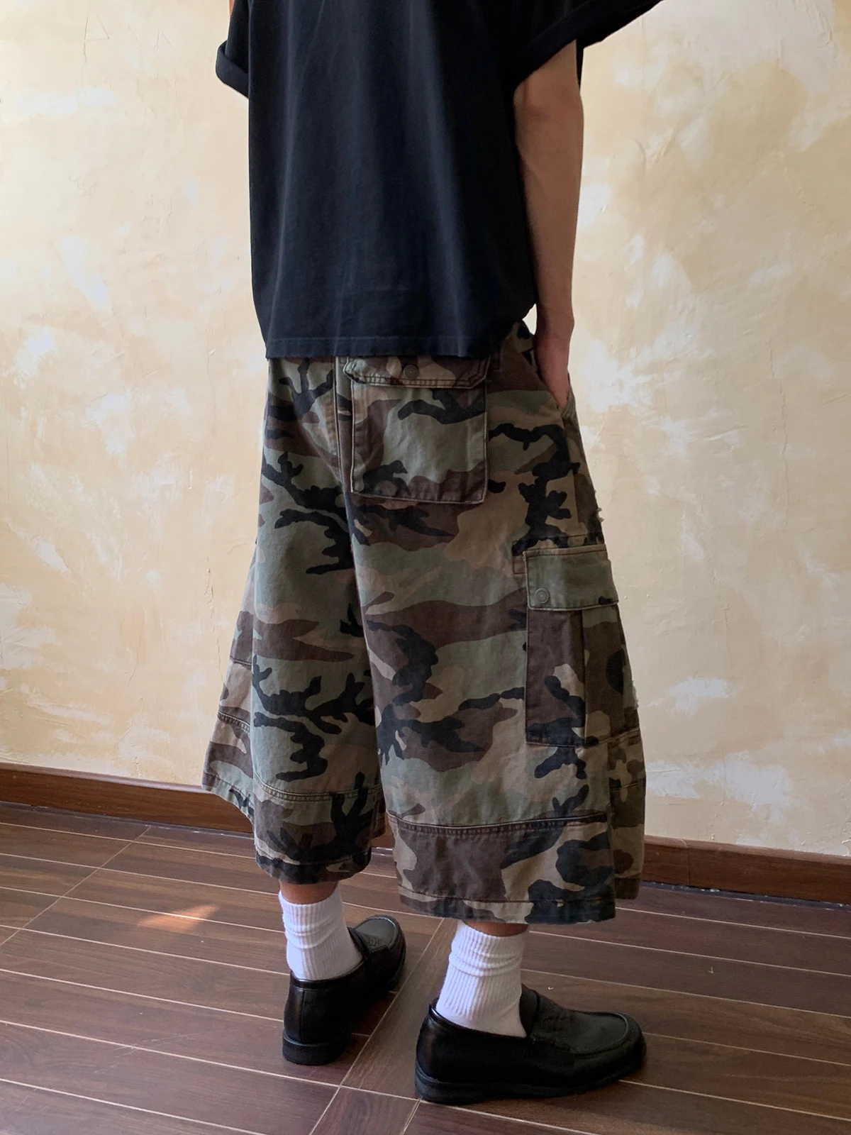 Oalin American Retro Camuflaje Ropa de trabajo Pantalones de siete pies Sueltos High Street Pierna ancha Pantalones versátiles Joven Primavera Summe...