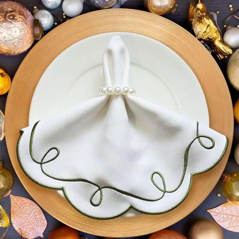 4pcs Round Embroidered Placemat Lace Edge Heat Insulation Pad for Party Event Decoration