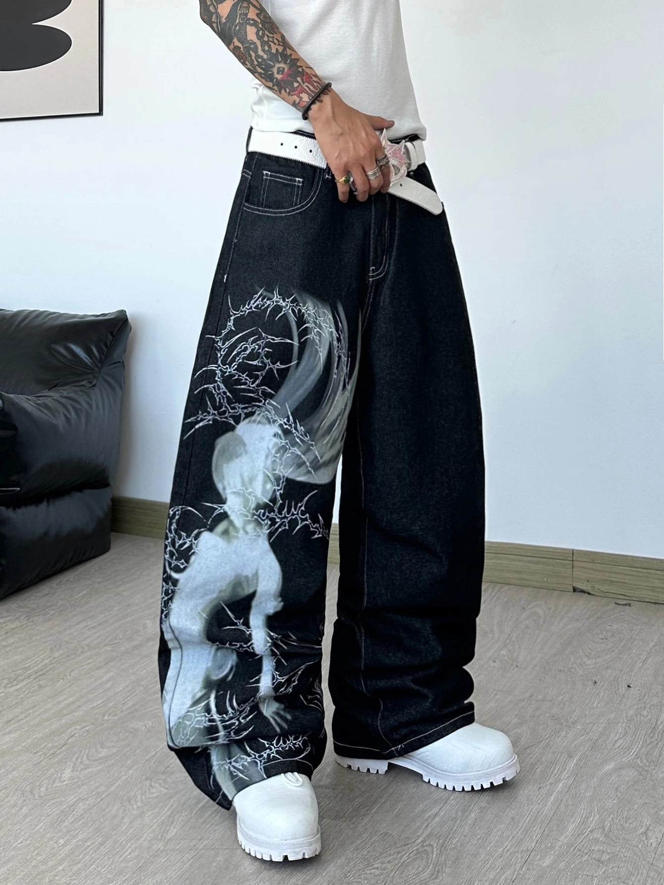 Men'S Fashion With Baggy Jeans - Men's High Street Dark Anime Character