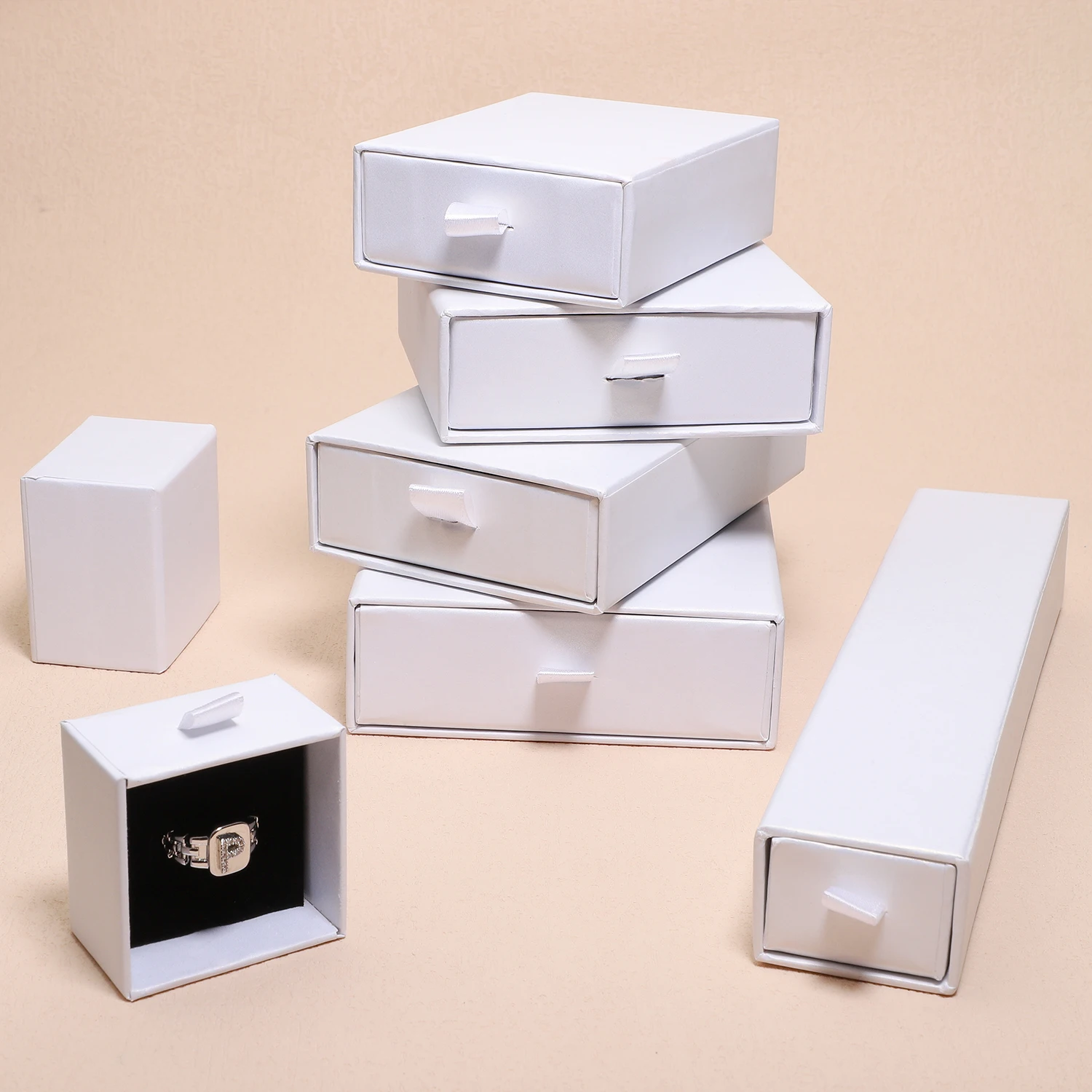 Shiny White Thick Kraft Paper Drawer Jewelry Set Packaging Box Necklace Bracelets Earring Gift Case Container With Sponge Inside