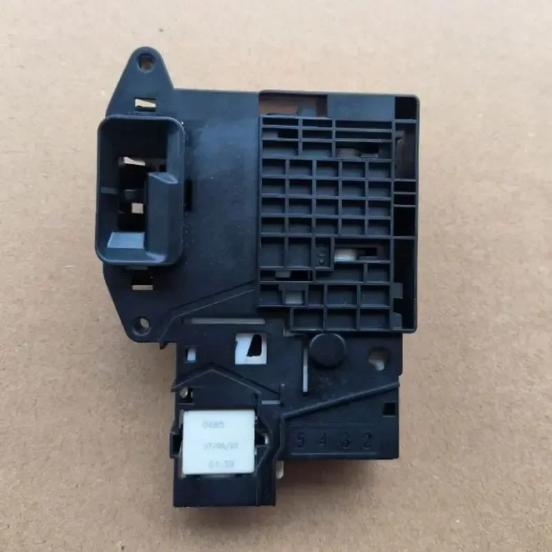 

EBF61315801 Time Delay Door Lock Switch for LG Drum Washing Machine WD-N51HNG21/VH451D5S Repair Parts Accessories