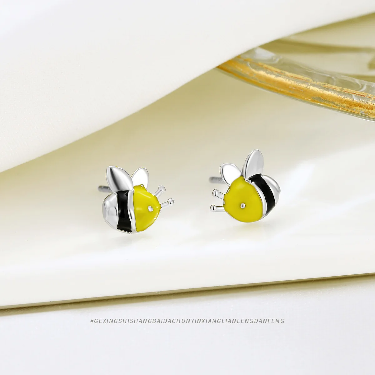 Stylish and Cute S925 Sterling Silver Enamel Drop Earrings for Women, Colorful Bee Stud Earrings with Card Pattern Design