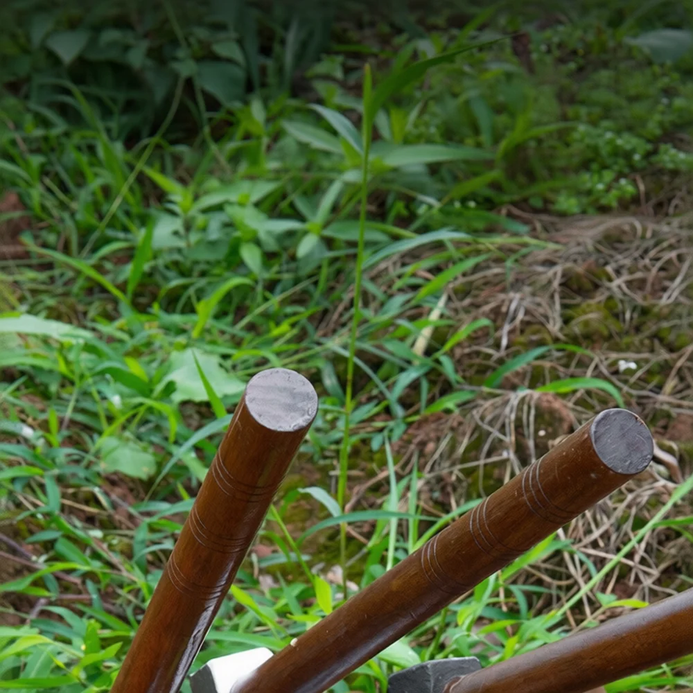 Outdoor Garden Hoe Hand Tool For Weeding Soil Cultivating Digging Bamboo Shoots Portable Farm Vegetable Growing Equipment