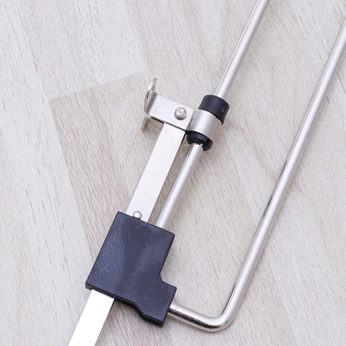 

Stainless Steel 350Mm Retractable Wardrobe Rail Clothes Hanger No Edge Non-Slip For Pants Scarves Skirts Towel Rack Closet