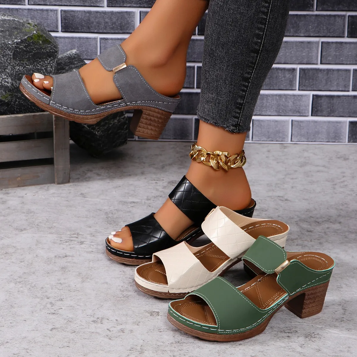 

Women's Plus-Size Open-Toe High-Heel Sandals for Summer: Chunky-Heeled, Round-Toe, Versatile Sandals