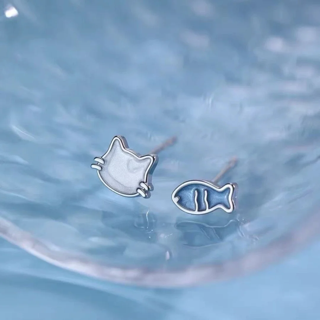 Uini Tail hot selling 925 sterling silver needle cat fish earrings popular high-end 2026 new niche design women's earrings