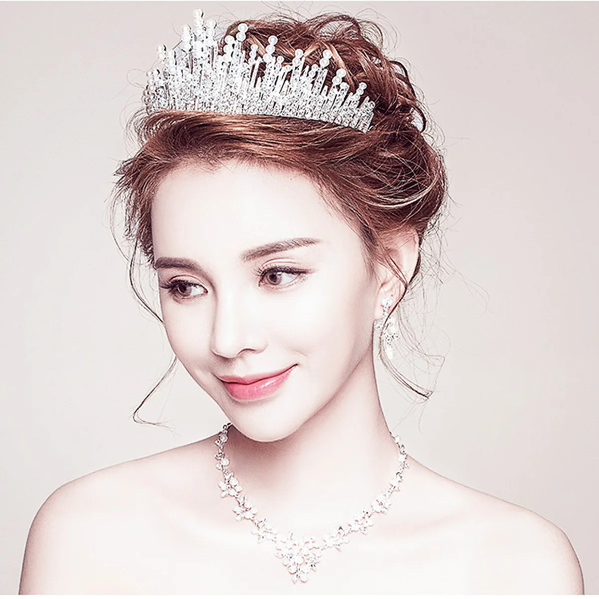 

1Pcs Elegant Baroque Tiara Pearls Crown Hair Accessories Jewelry For Wedding Bridal Engagement Events