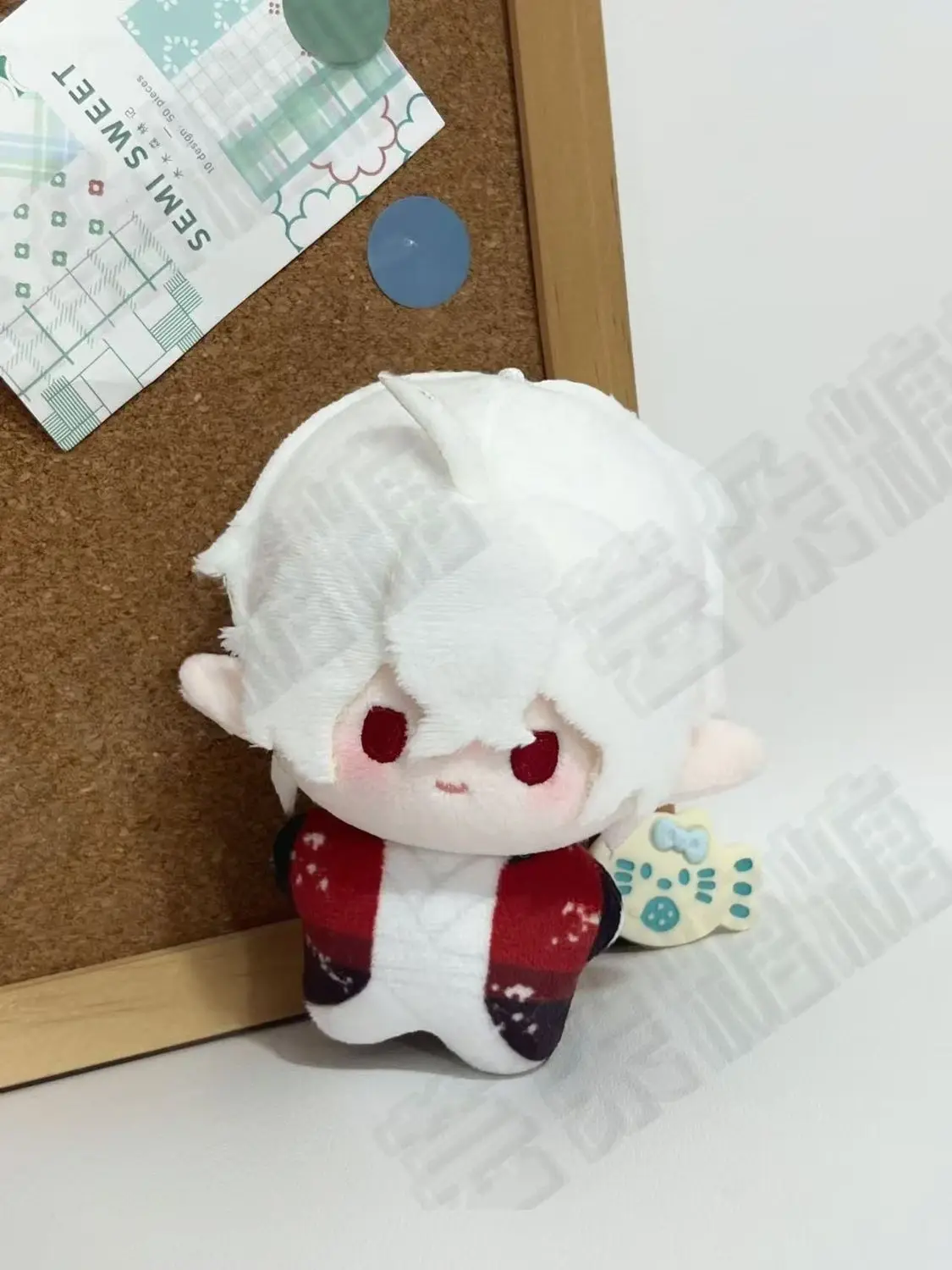 Peluche bande dessinée la grande reine, poupée en coton mignonne de 10cm, pendentif de sac à dos, ornement ou cadeau d'anniversaire pour enfants et adultes