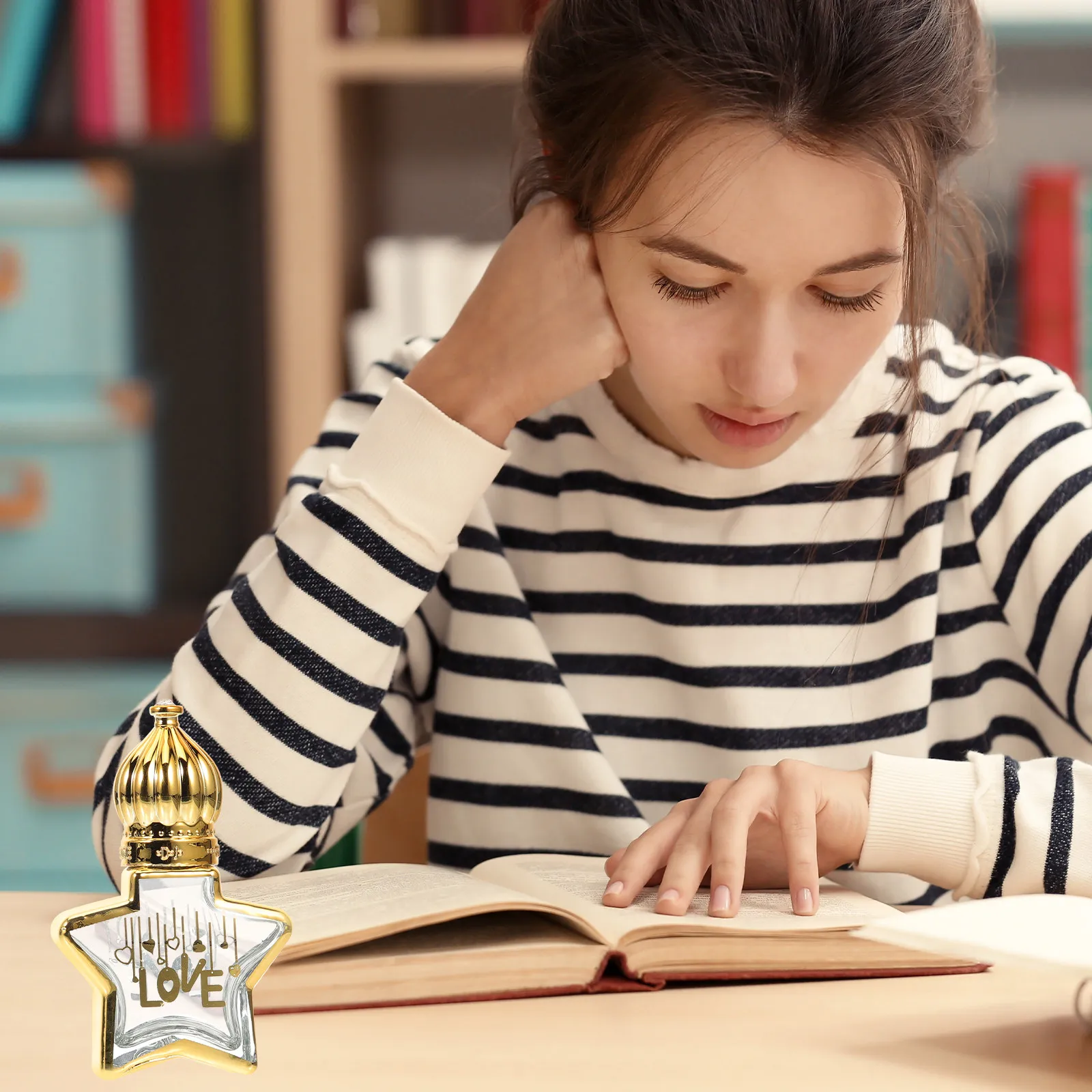 

2Pcs Star Shaped Essential Oil Roller Bottles Empty Glass Perfume Carrier Bottles for Aromatherapy Travel Refillable DIY